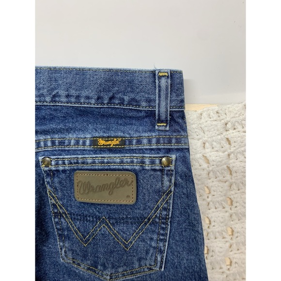 Wrangler‎ Boys Jeans Size 16 Slim 13BGSHD Classic Cowboy Western Blue Denim - Picture 2 of 11